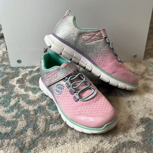 Girls Skechers Sport sneakers, size 1
